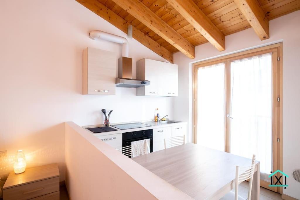 Travedona Loft By Lake Ixihome Exterior photo